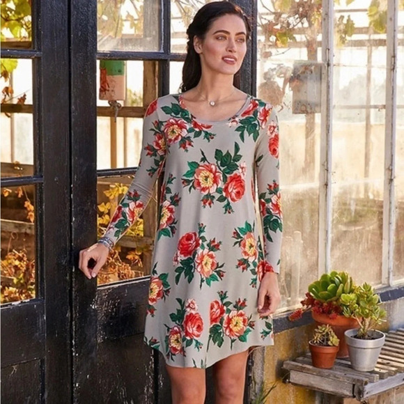 Matilda Jane “Say I'm a Dreamer” Floral Soft Stretch Shift Dress Size Small - Picture 1 of 9
